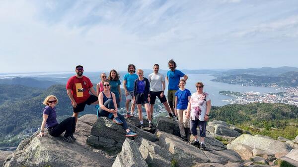 Some of us in the physical oceanography group on a hike in June 2023.
