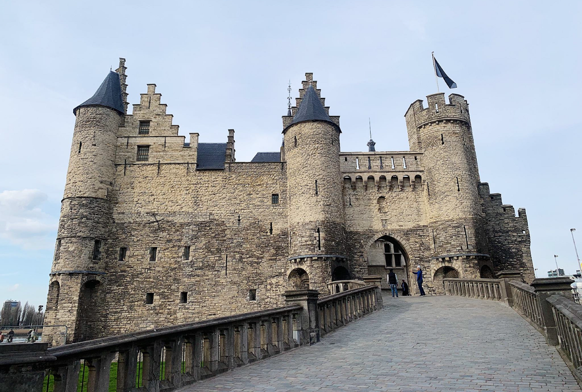 Bilde av slottet Het Steen i Antwerpen.