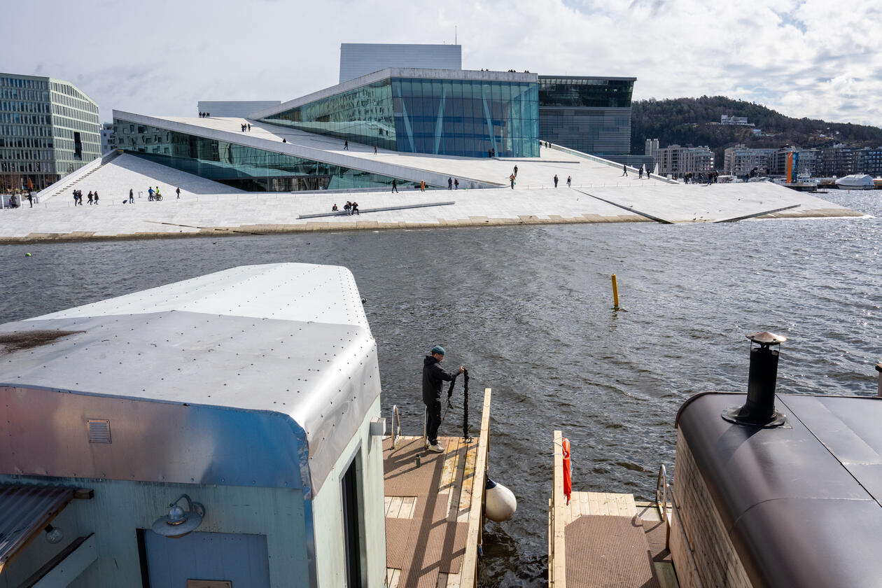 Urban Ocean renser vannet i Bjørvika.