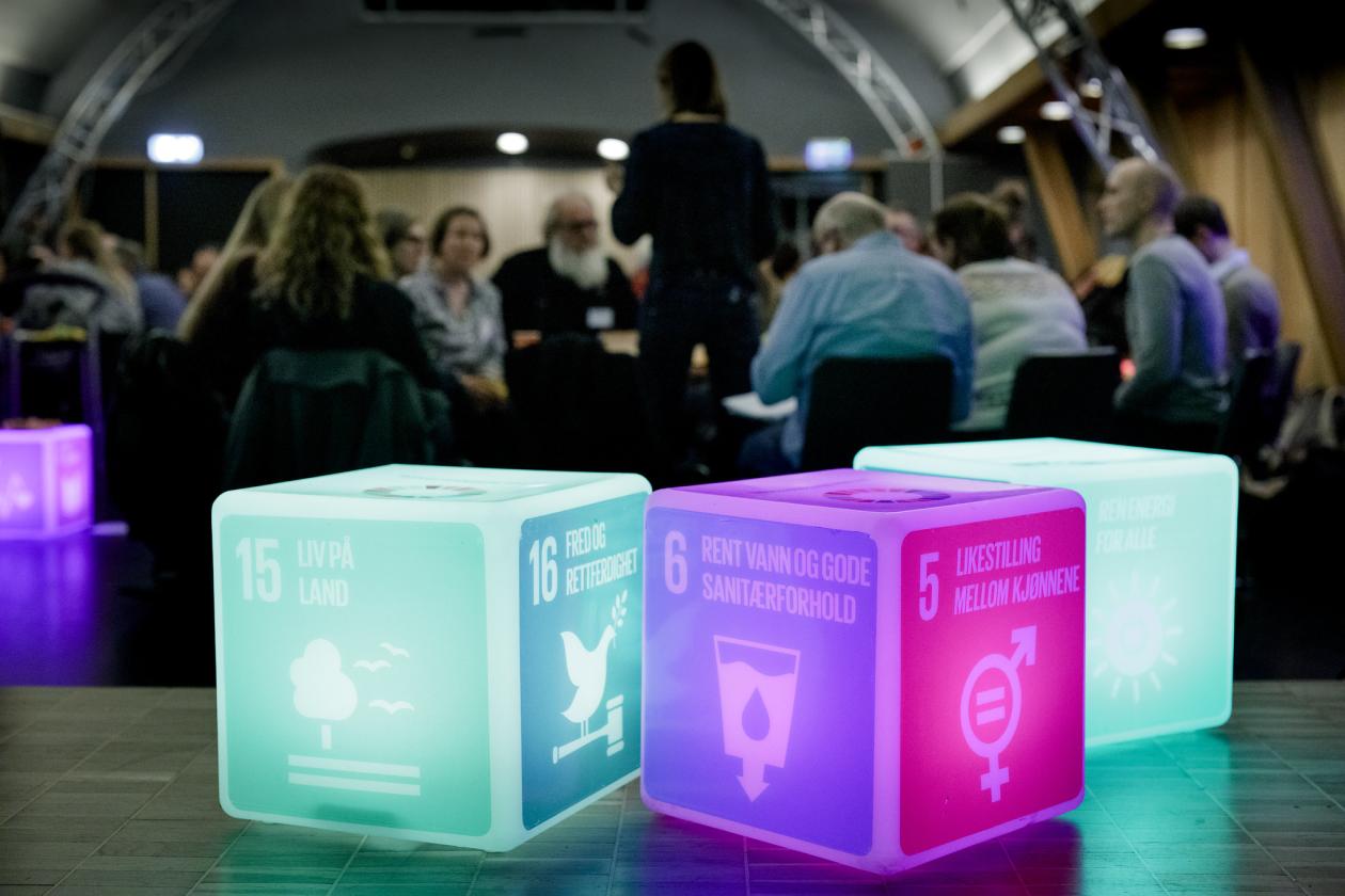 SDG cubes