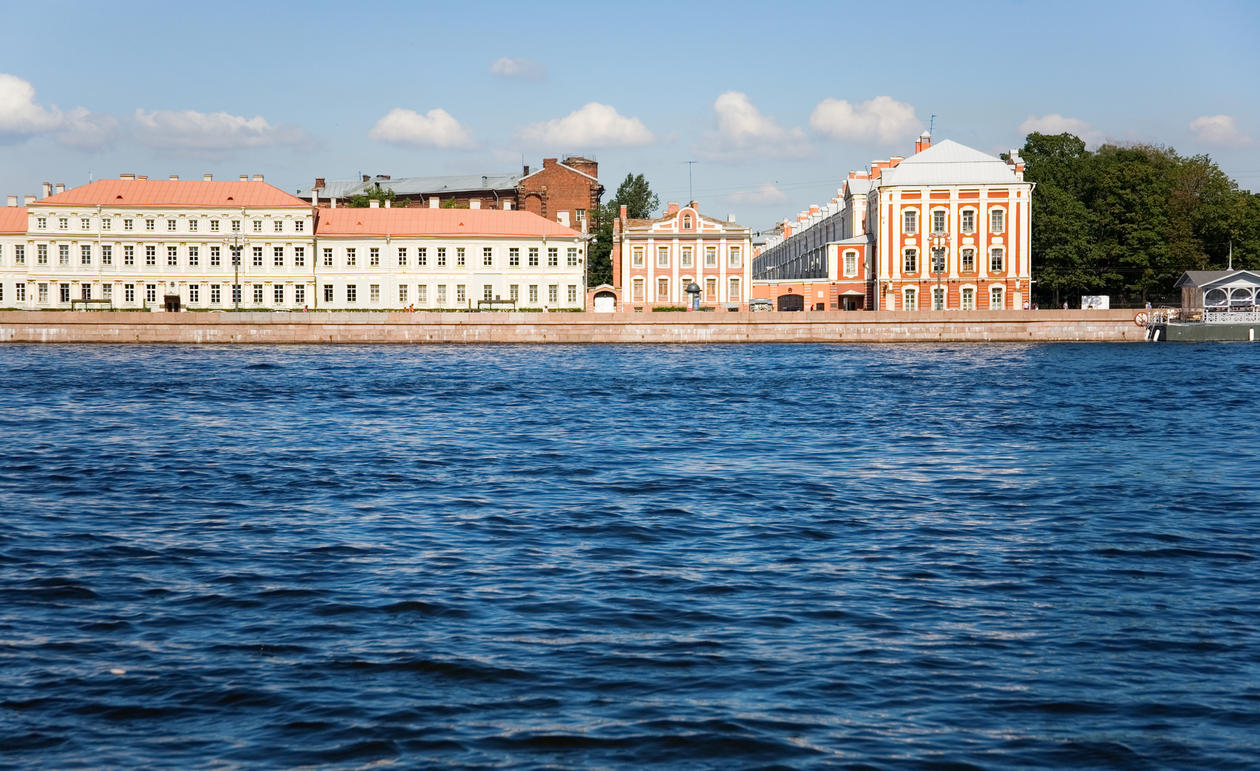 Hovudbygning, St. Petersburg statlege universitet
