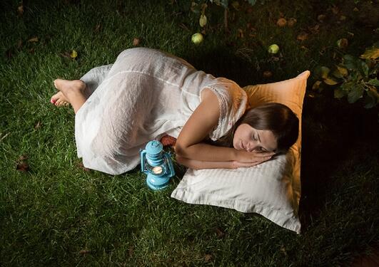 sleep outside in the summer night