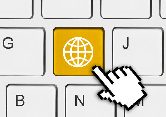 Tastatur med en global-knapp