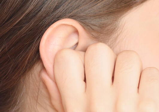 Ear and tinnitus