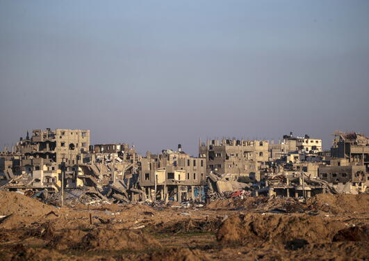 Bilde av ødelagte hus i Al Bureij flyktningleir, Gazastripen, 7. februar 2024, etter israelske luftangrep